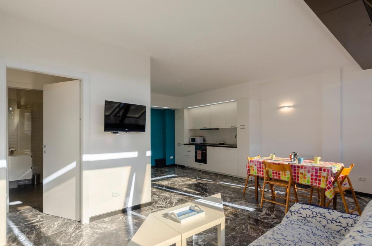 Joivy Spacious Apt For 6, Near Train Station And Beach 세스트리레반떼 외부 사진