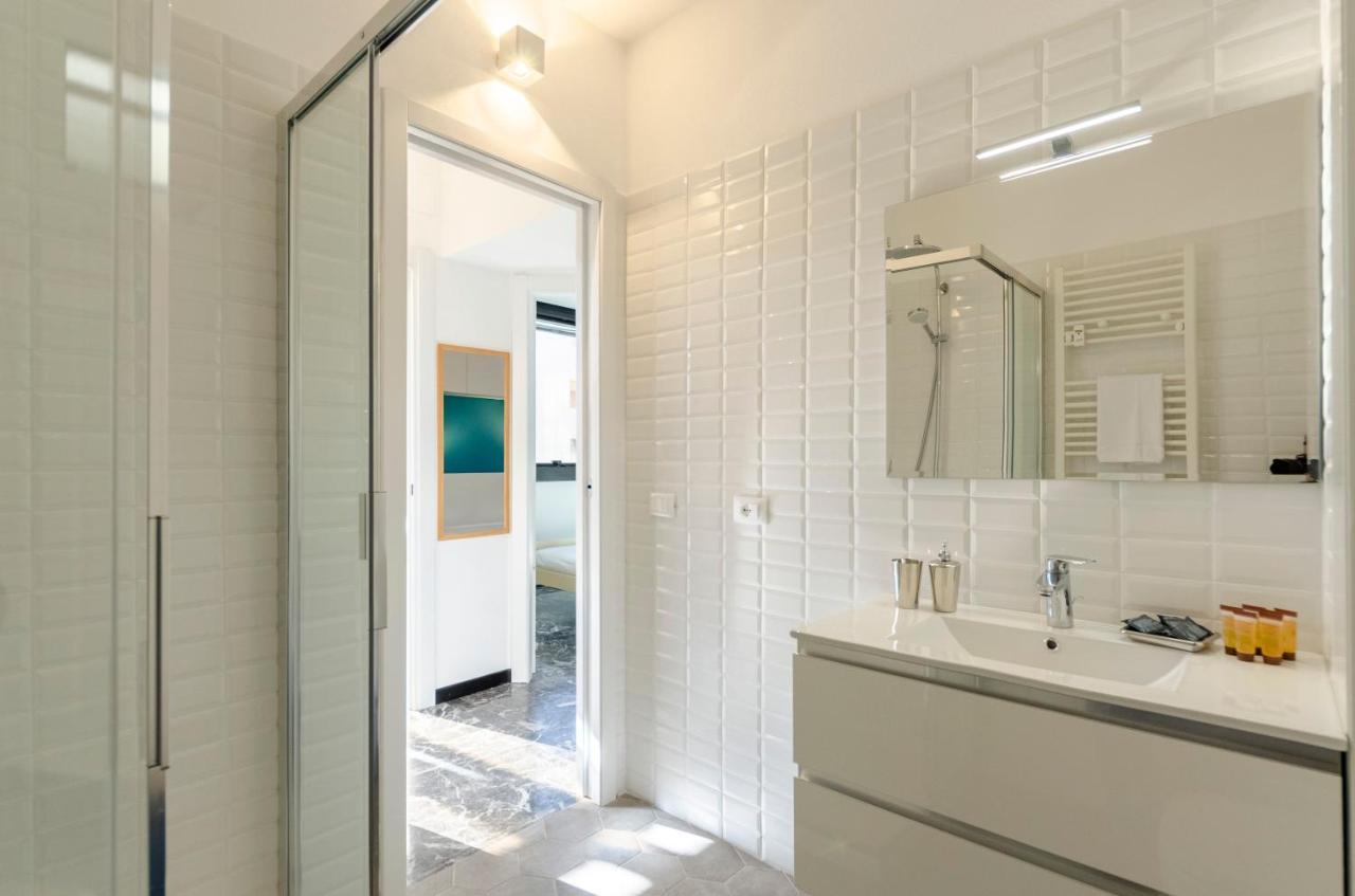 Joivy Spacious Apt For 6, Near Train Station And Beach 세스트리레반떼 외부 사진