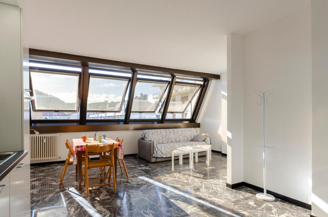 Joivy Spacious Apt For 6, Near Train Station And Beach 세스트리레반떼 외부 사진