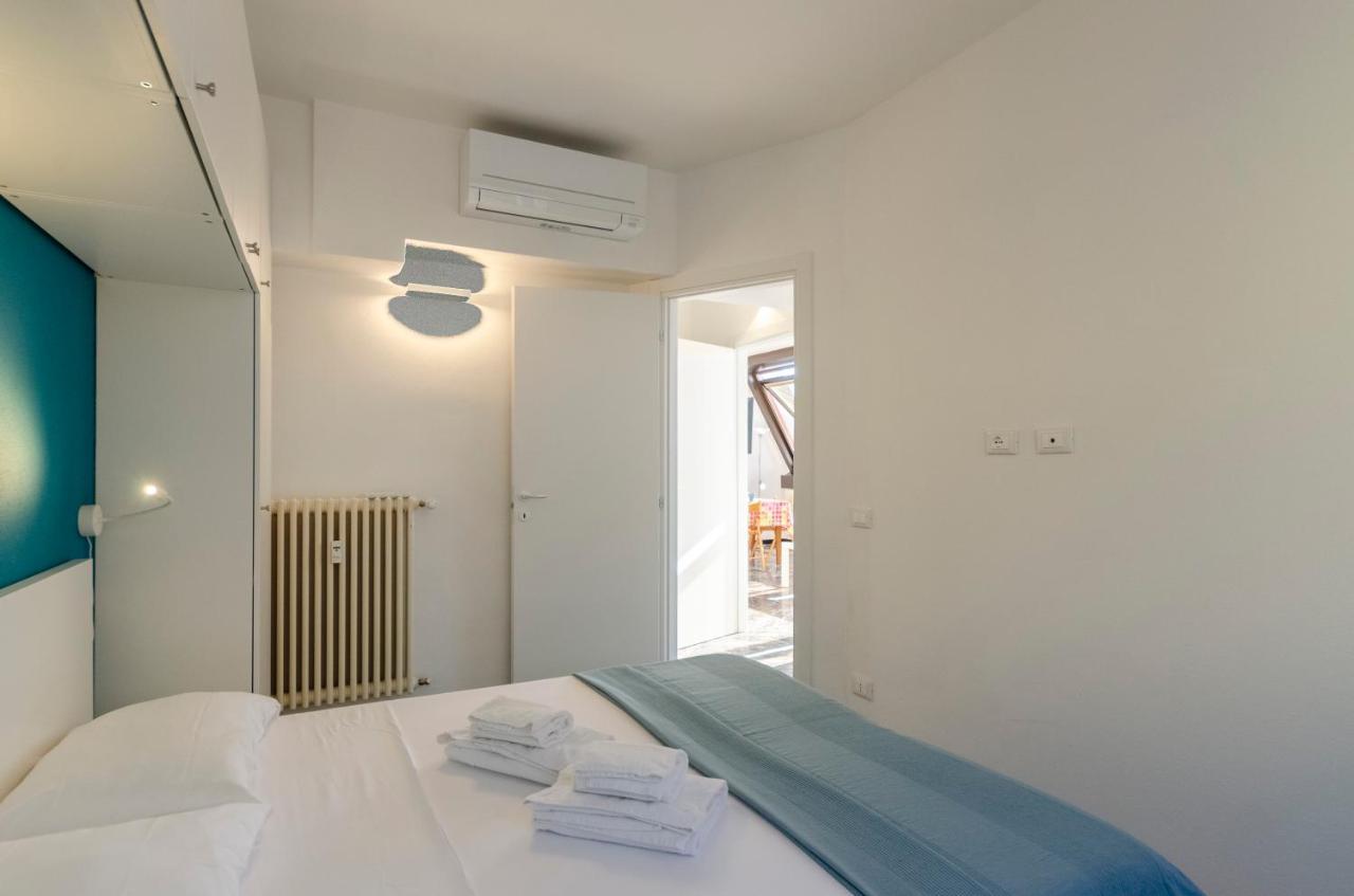 Joivy Spacious Apt For 6, Near Train Station And Beach 세스트리레반떼 외부 사진